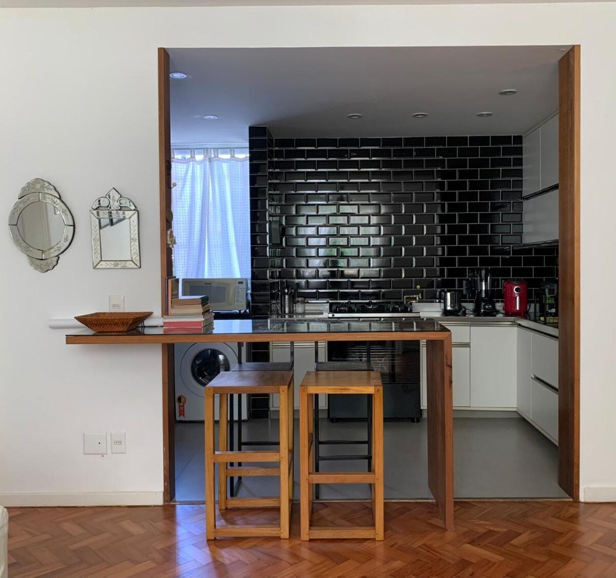 Apartamento Em Solo Gavea